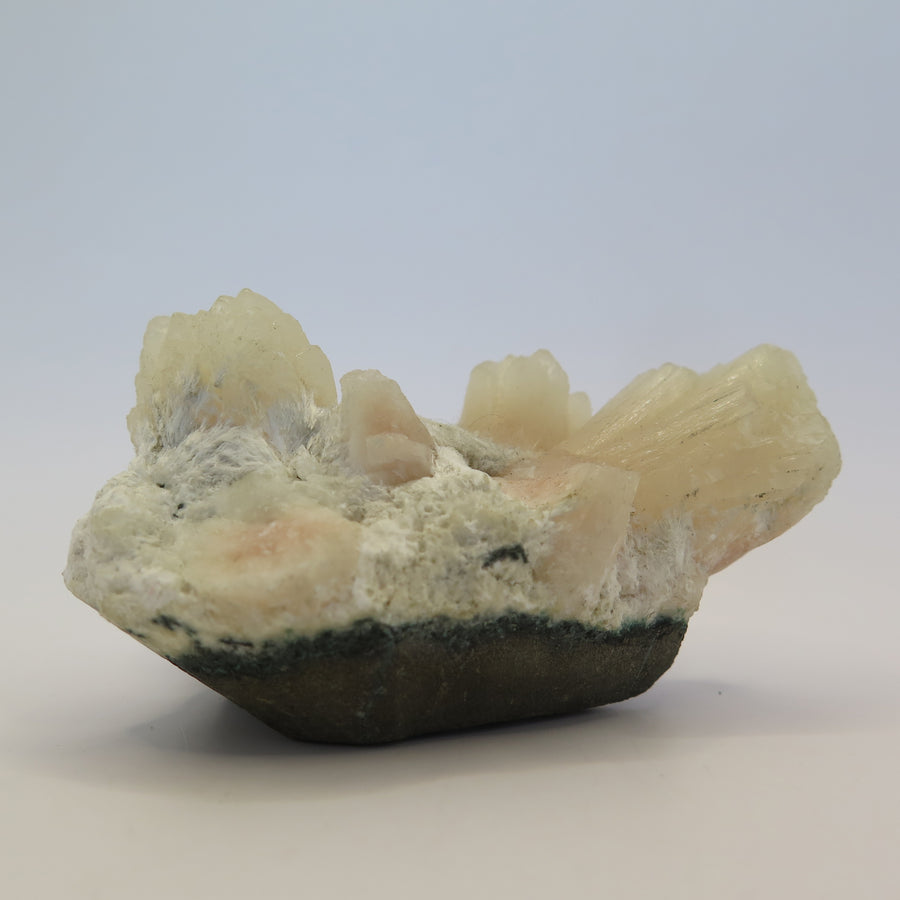 Stilbite/ Zeolite